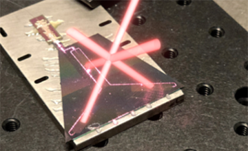 Atomic-clock component